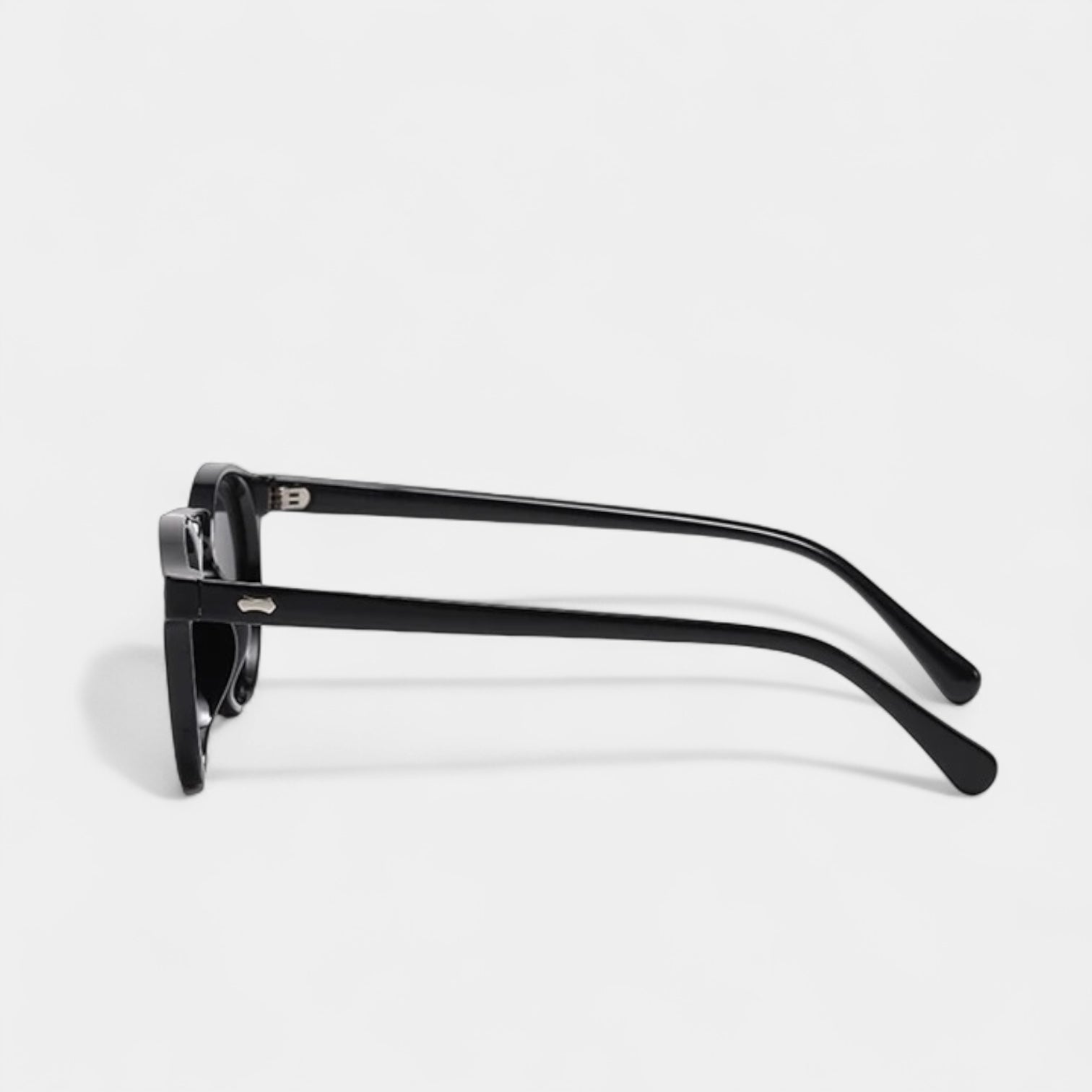 OLD MONEY Round Sunglasses